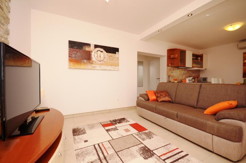 Apartment Smile โปดสตรานา ภายนอก รูปภาพ
