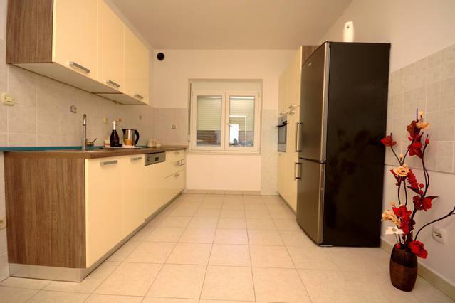 Apartment Smile โปดสตรานา ภายนอก รูปภาพ