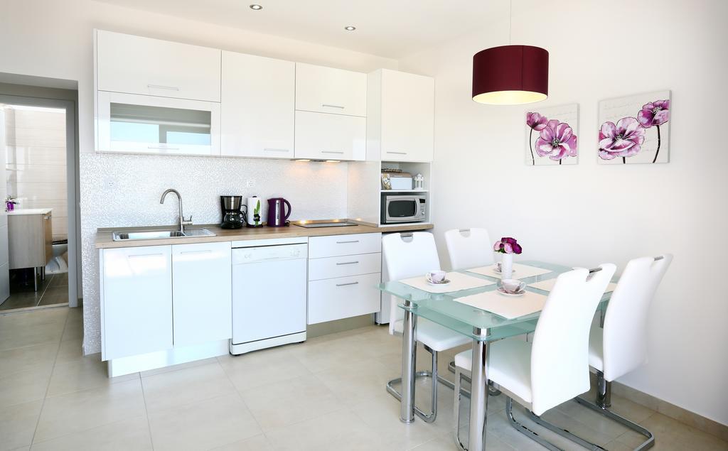 Apartment Smile โปดสตรานา ภายนอก รูปภาพ
